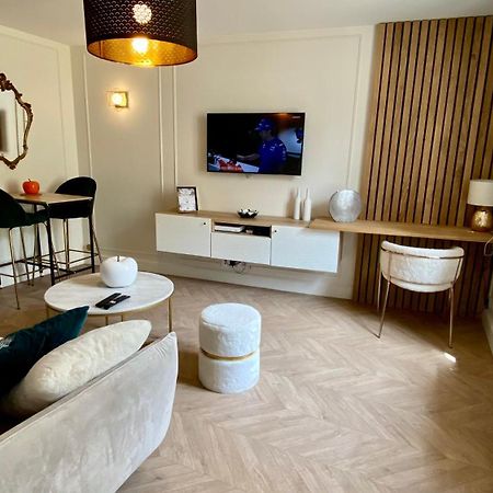 Superbe Appartement Terrasse Et Parking Gratuit Осер Екстер'єр фото