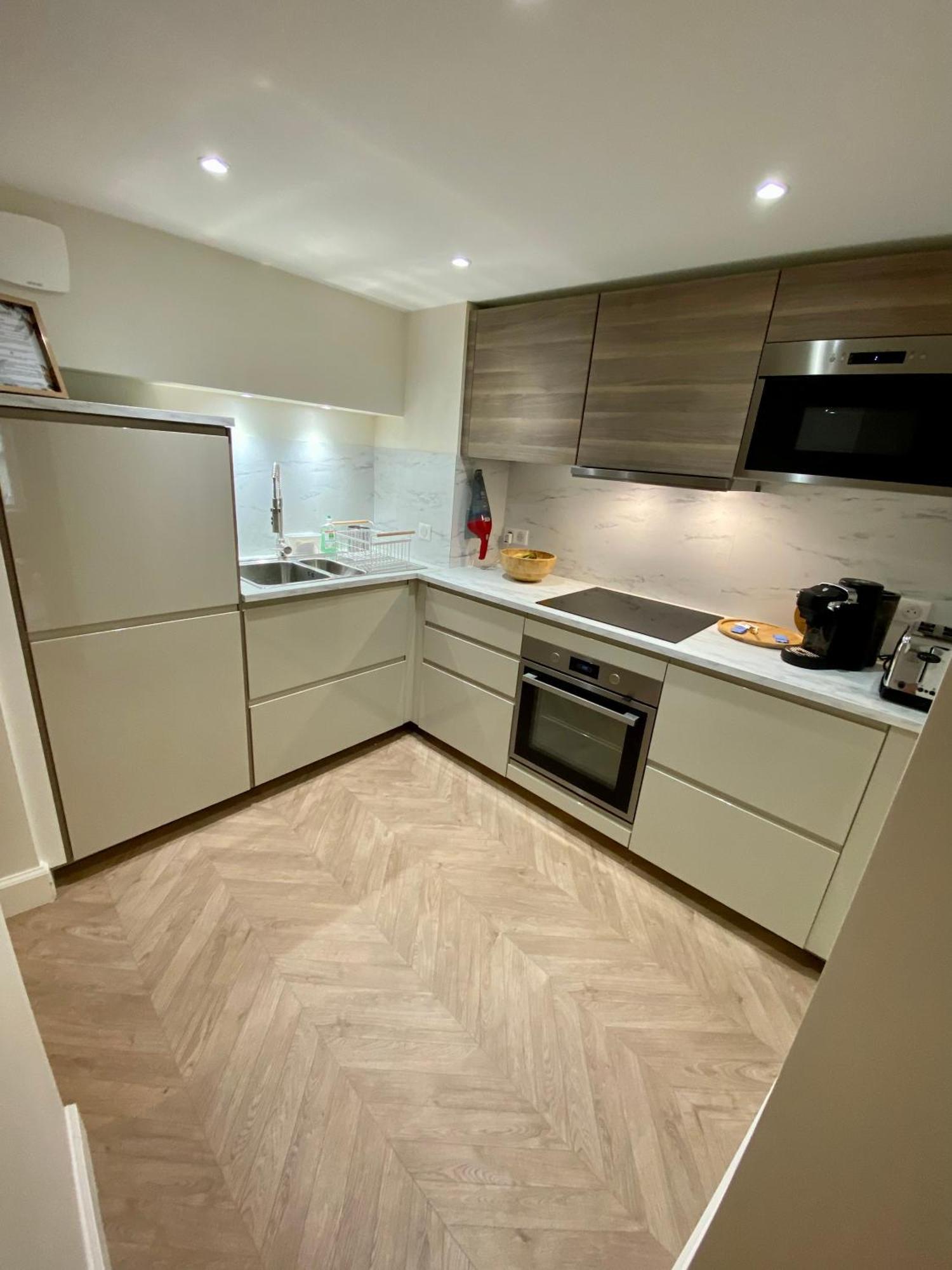 Superbe Appartement Terrasse Et Parking Gratuit Осер Екстер'єр фото